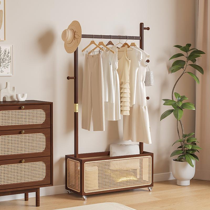 实木藤编衣架卧室落地家用客厅床边衣服置物架可移动挂衣架脏衣篓