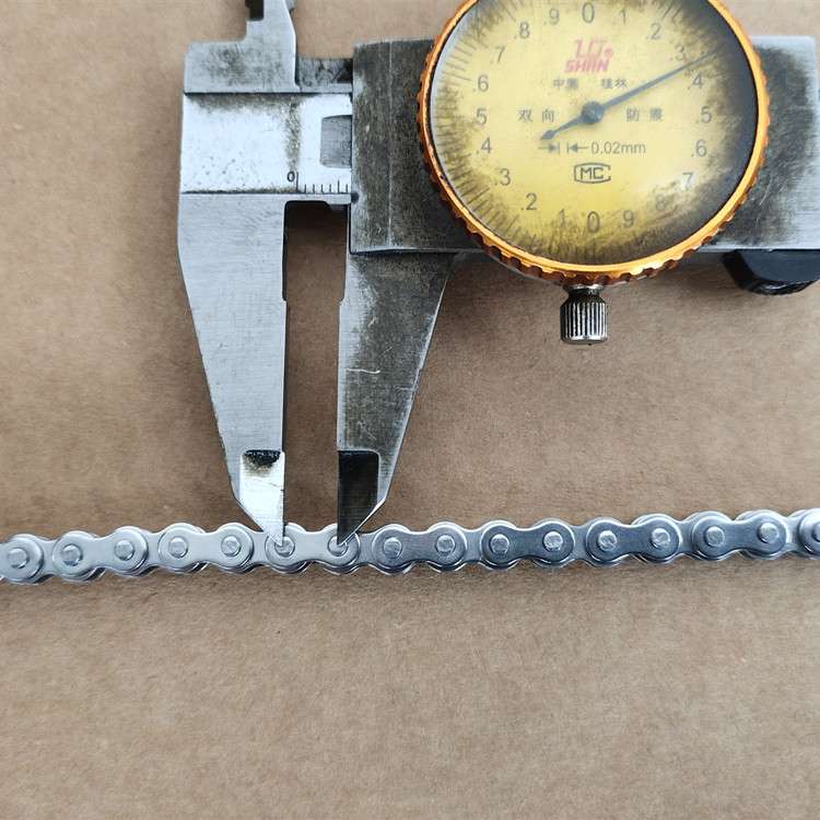 25B 304不锈钢链条 04C