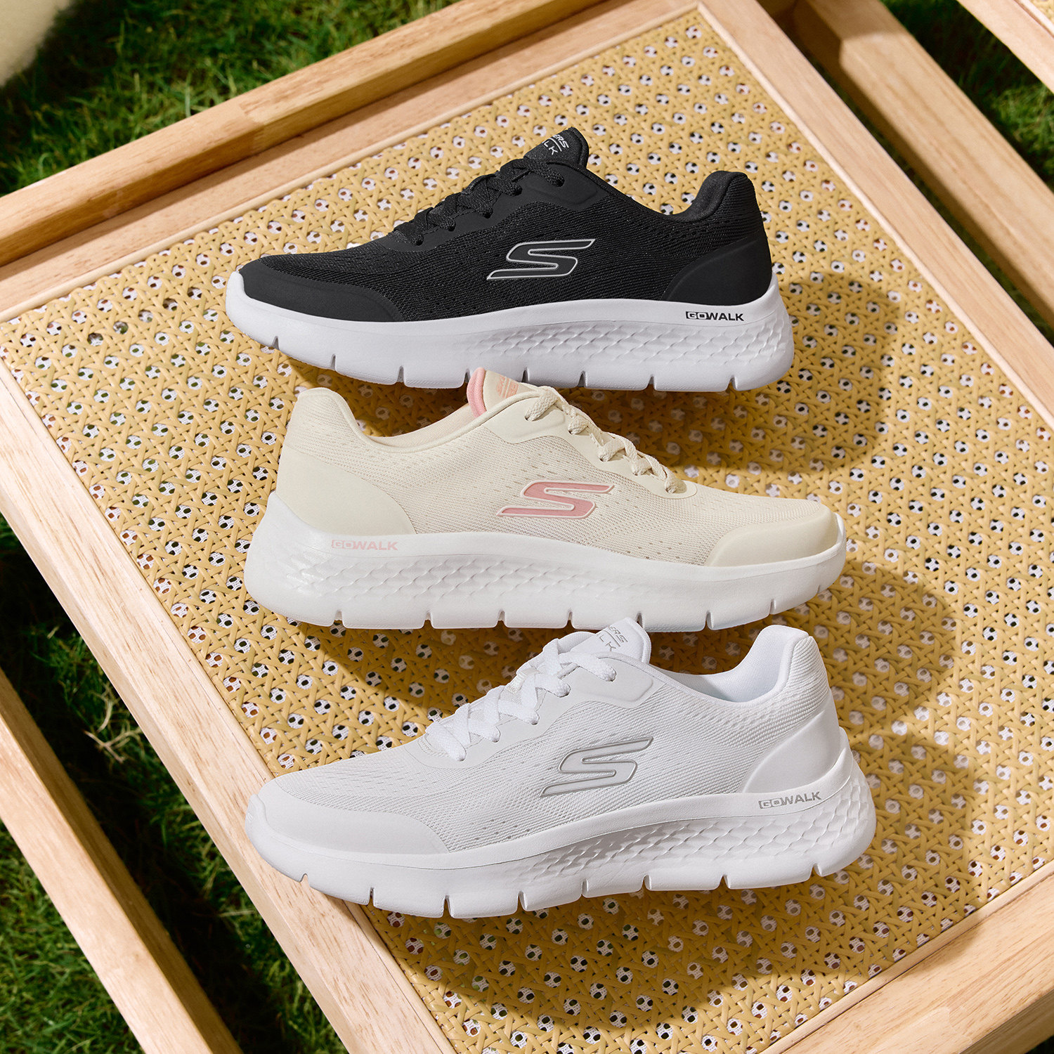 Skechers斯凯奇女鞋秋冬款绑带网面健步鞋轻盈透气运动鞋125526,运动鞋new,运动休闲鞋,淘宝优惠券,粉丝福利购,淘宝优惠卷