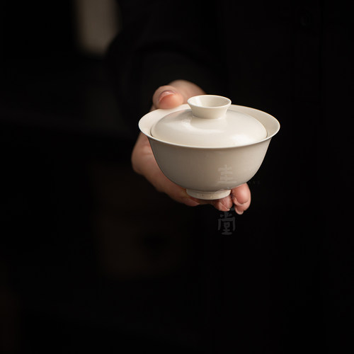 圭隐堂手工喷釉素白陶瓷盖碗茶杯粉引简约家用手抓泡茶碗功夫茶具