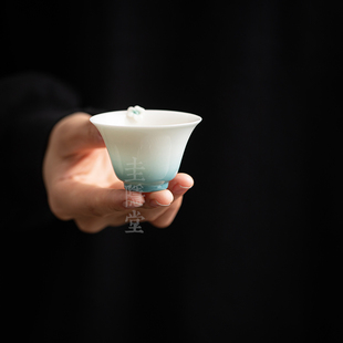 圭隐堂手工捏花渐变蓝陶瓷功夫茶杯女士专用主人杯品茗杯闻香单杯