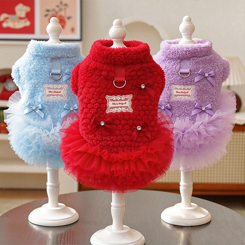 猫咪秋冬加绒宠物幼猫蓬蓬裙衣服用品防掉毛可爱保暖无毛猫衣服