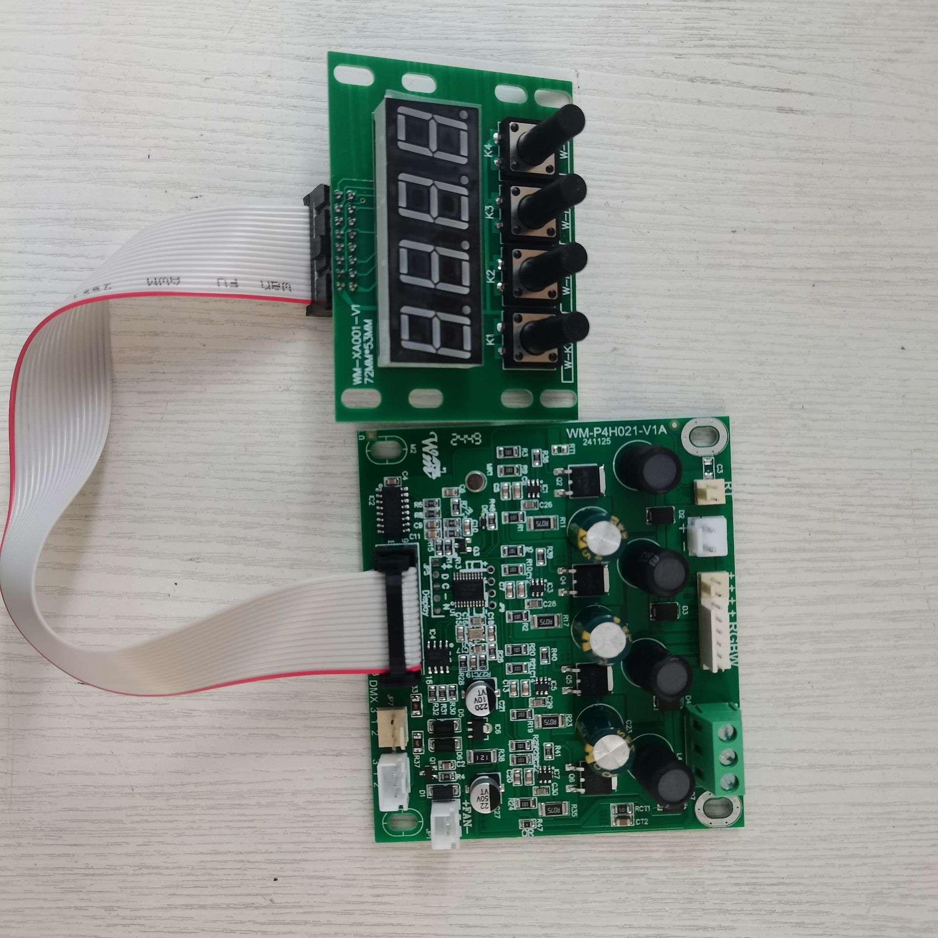 不防水分体恒流led54颗3W帕灯主板dmx512信号RGB全彩地排灯控制板