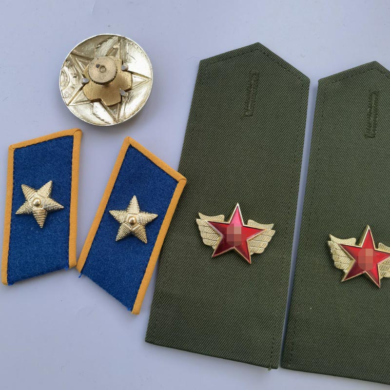 【1985原品】老物件85式空款领章帽徽涤卡肩章牌马裤尼收藏纪念品