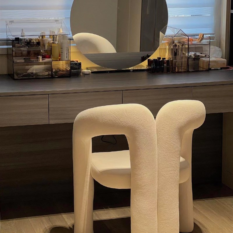 速发化妆椅家用卧凳室梳妆台凳子设计师椅化妆生子轻奢美甲靠背椅