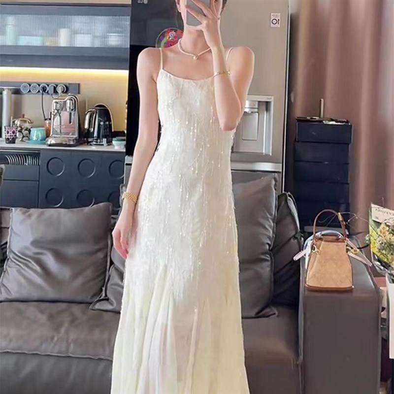 大码女装法式高级感流苏珠片鱼尾吊带连衣裙生日宴会气Z质轻奢礼