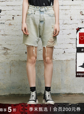 R13 MARKY 浅蓝色宽松直筒中低腰毛边破坏设计牛仔短裤