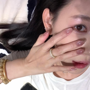 纯手工粉色猫眼美甲穿戴甲中长款高质量2026新年款裸色高级感显白