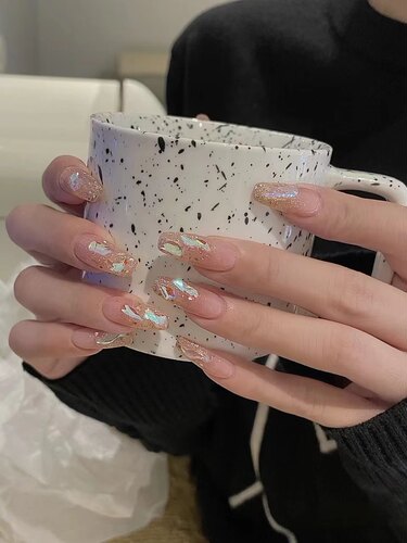 温精灵高级感极光钻穿戴美甲贴片