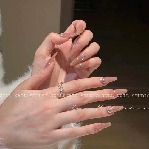 穿戴甲冰透裸色碎钻美甲贴片手工制作成品假指甲光疗新娘甲可拆卸