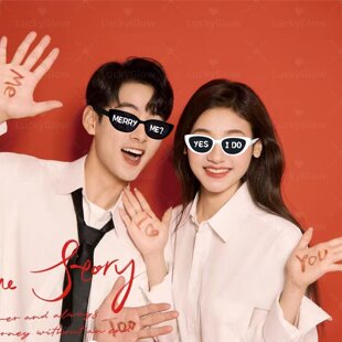 情人节求婚拍照道具眼镜墨镜情侣表白官宣合照仪式感氛围布置装饰