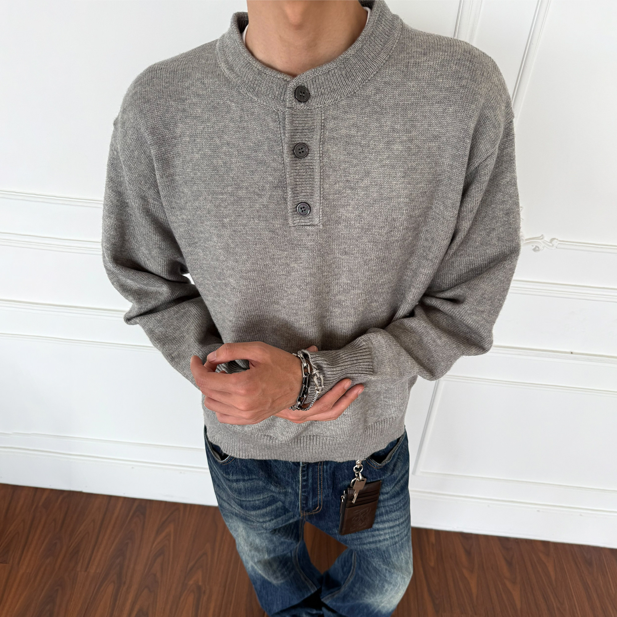 XCOK[抗起球]早春cleanfit高质感正肩宽松圆领针织衫长袖男XT928