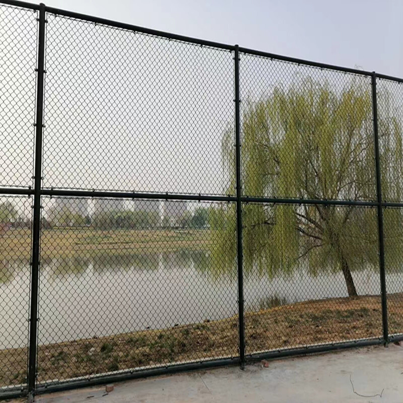 球场围网体育场护栏网篮球场防护网足球场隔离网勾花网围栏镀锌网