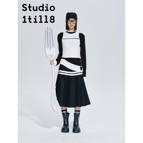 背心Studio1till8线条拼接