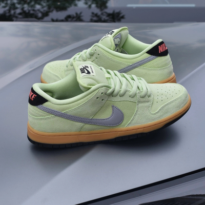 520礼物Nike dunk 青苹果绿 低帮板鞋男女同款hq1626-300。拾壹