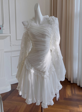 法式复古宫廷风白色轻婚纱礼服女小众不规则褶皱雪纺连衣裙 68033