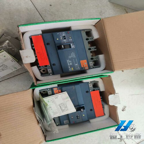 询价施耐德EZD250E和EZD250M塑壳断路器两台