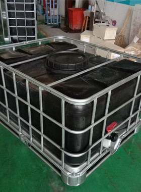 黑色大口径吨桶500L加厚pe塑料方桶带框架液体运输桶包装桶带盖