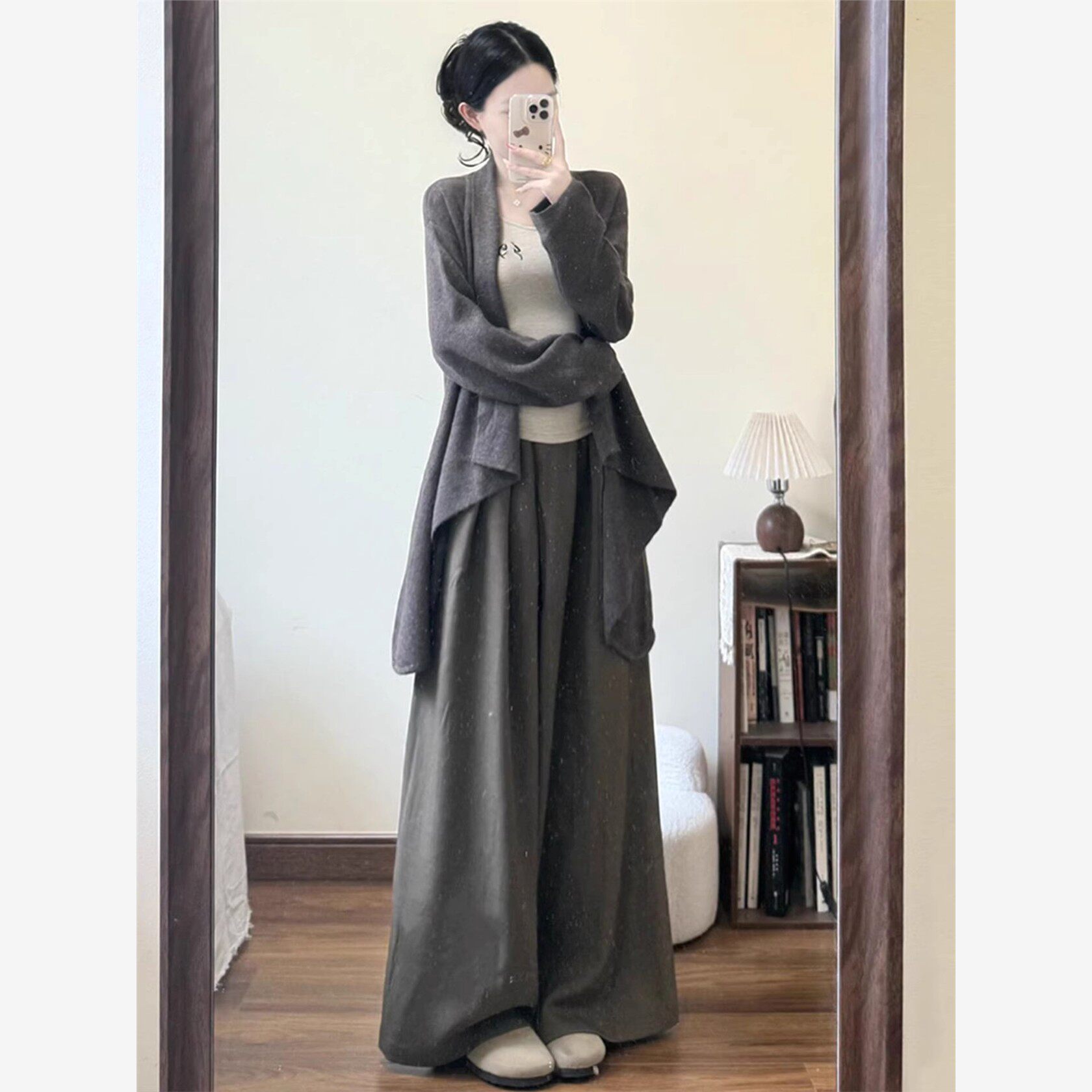 早春装搭配一整套2026超火韩系氛围感穿搭松弛感时尚慵懒风套装女