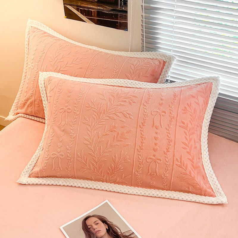 舒适加绒新款牛奶绒枕套一对装雕花纯色枕头套家用单个枕套套装