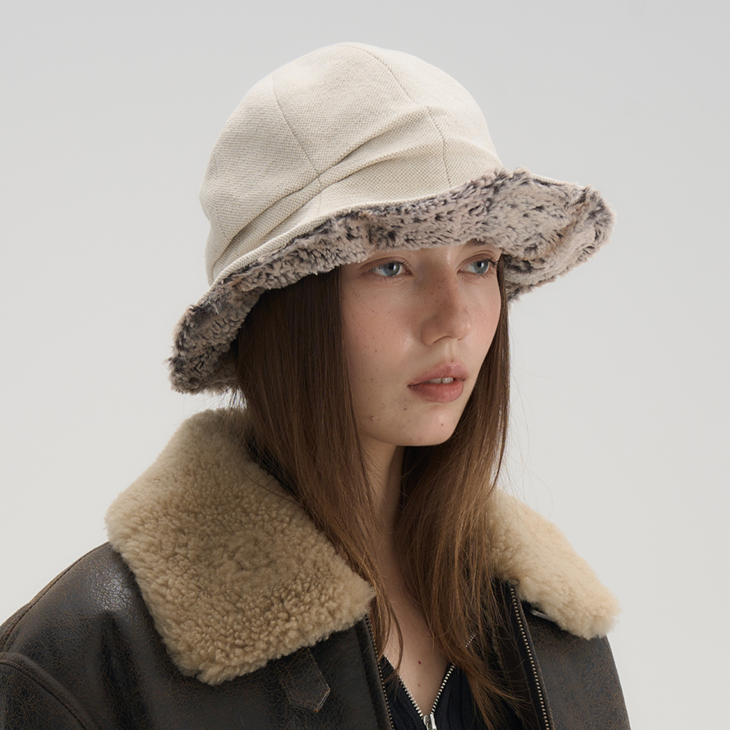 JOJOKUR 小众爆款体质灰绒米白渔夫帽不对称毛边造型高辨识度秋冬