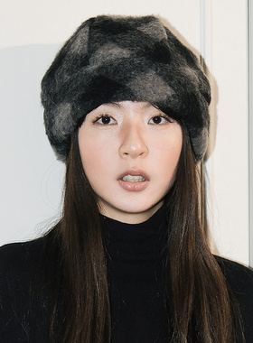 JOJOKUR 中古小众气质长绒马海毛格纹保暖弹力显脸小护耳拼色冷帽