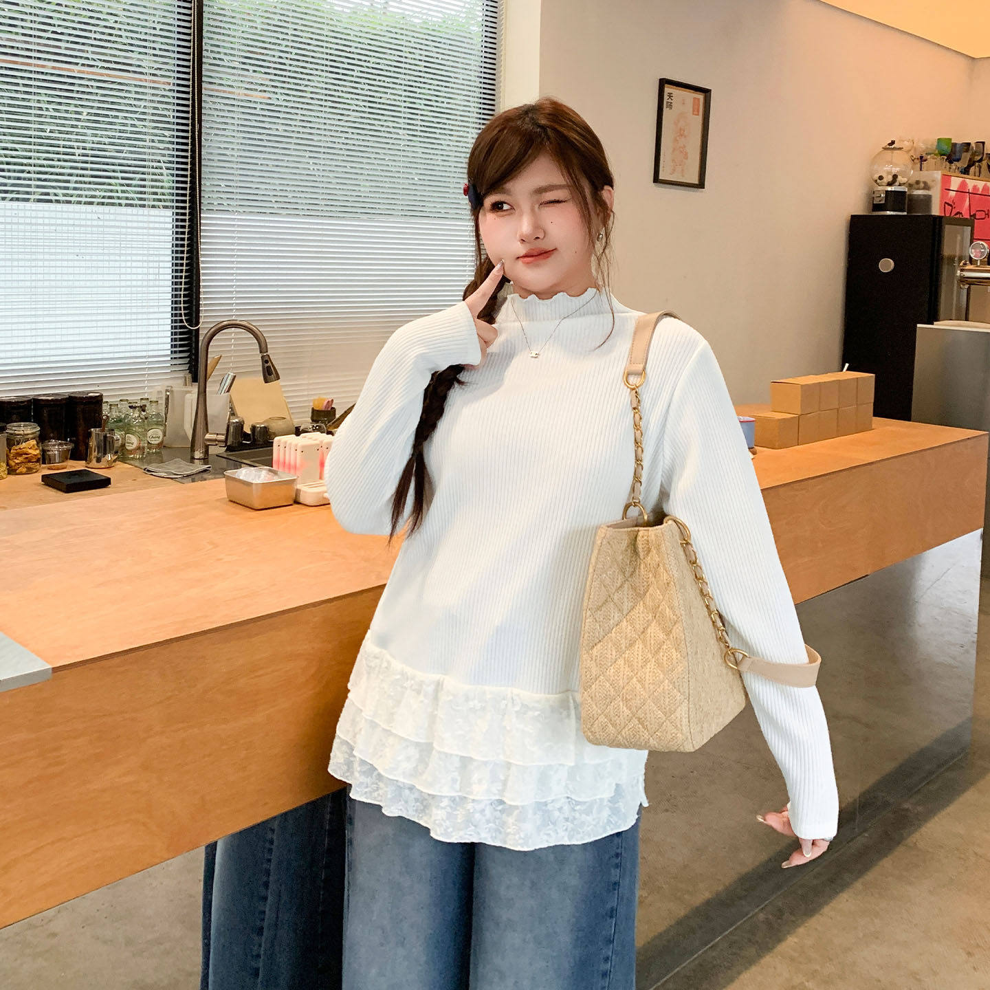 YUZI鱼子打底针织衫半高领白色木耳边蕾丝拼接宽松显瘦大码女装