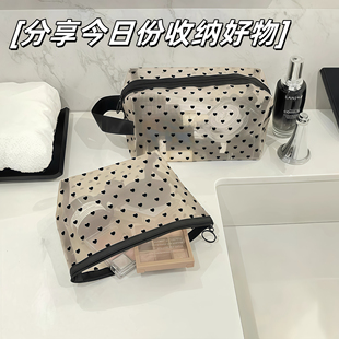 爱心网纱化妆包口红补妆卡包女2025新款便携式小号包内随身收纳袋