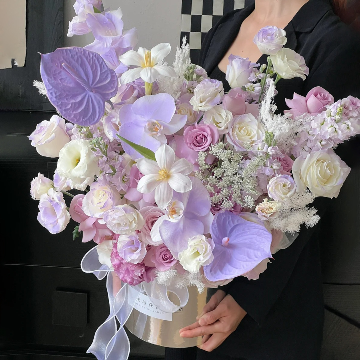 玫瑰花束抱抱桶生日乔迁新居礼物鲜花同城速递全国送女友北京上海