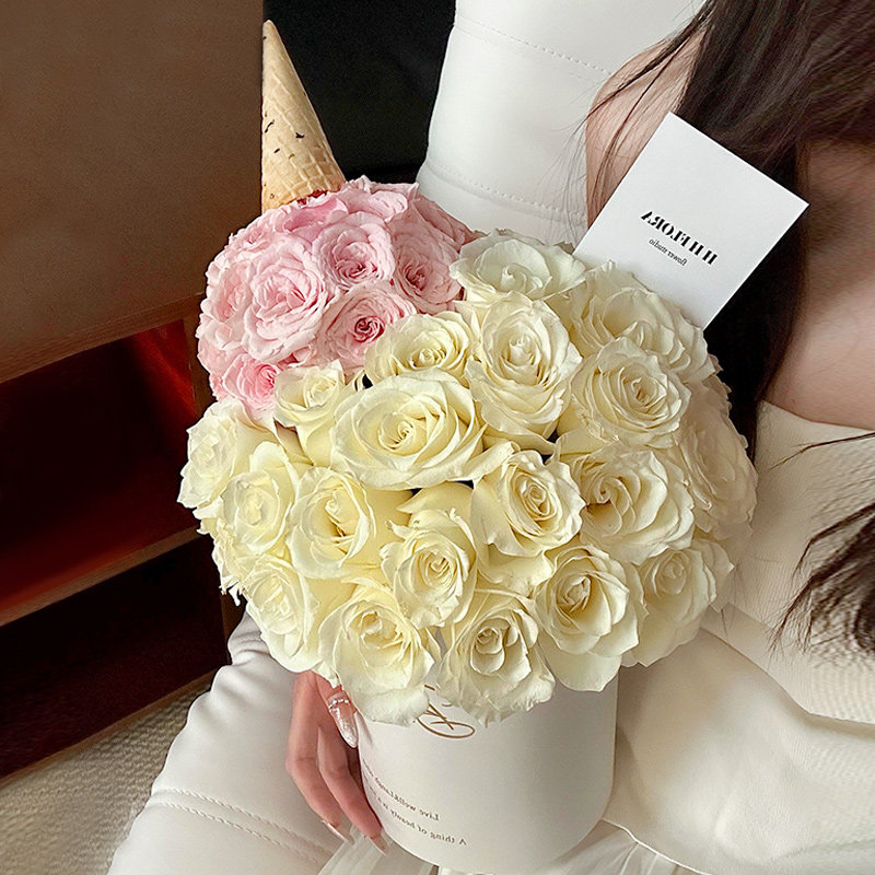 网红冰淇淋玫瑰抱抱桶花束生日鲜花速递全国同城配送女友上海北京