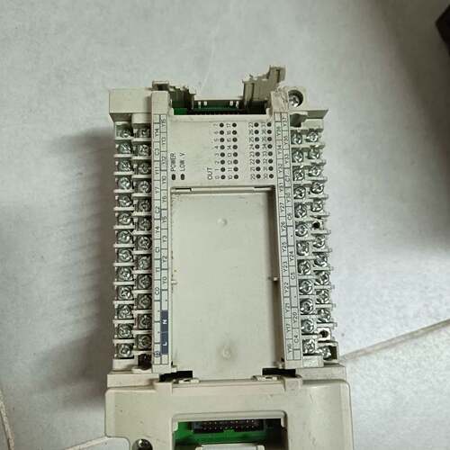 可维修PLC DVP32HN00R，台达扩展模块