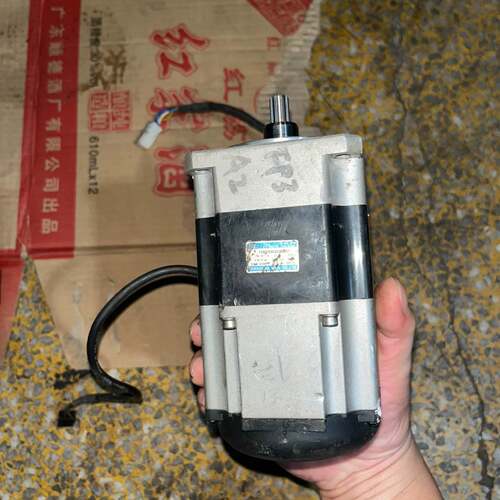 可维修750W，TSM3304S8325E901，，多摩川伺服电机