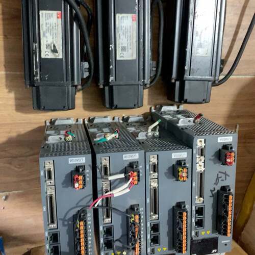 可维修，，驱动器型号，L7SA010A 电机型号APM-SC1议价