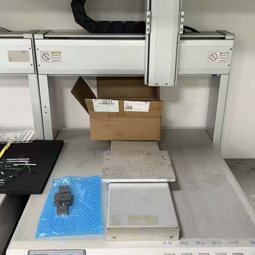 可维修，400400100，，三轴丝杆点胶机行程精度要求高的可以