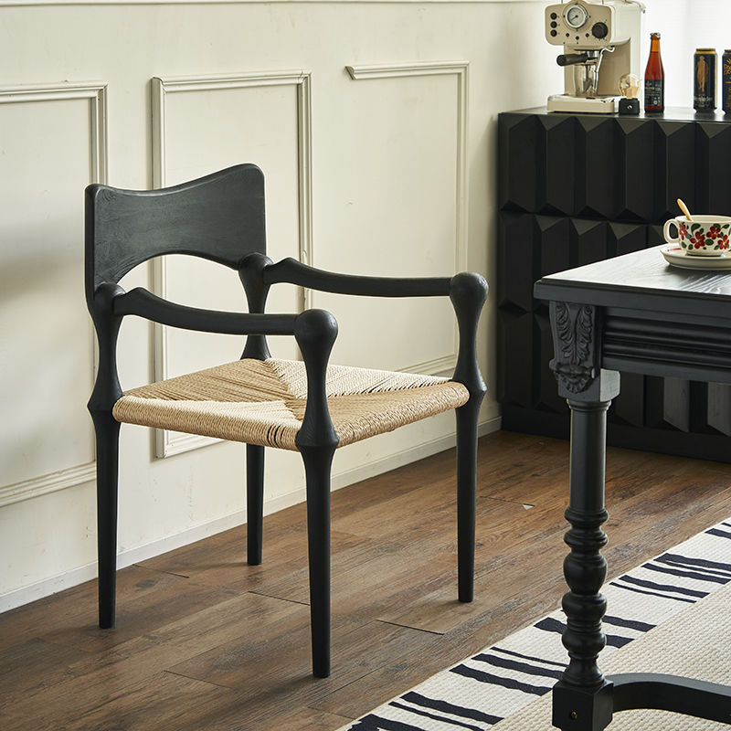 实木简约餐桌椅设计师款法式复古扶手椅子家用中古风高档靠背椅子