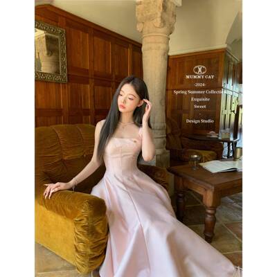 Mummy Cat下蛋喵【戴妃裙】高级彷丝毛鱼骨露背吊带轻礼服洋装