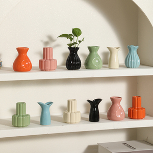 ins奶油风桌面陶瓷小花瓶房间改造小物件温馨仿真花摆件办公装饰