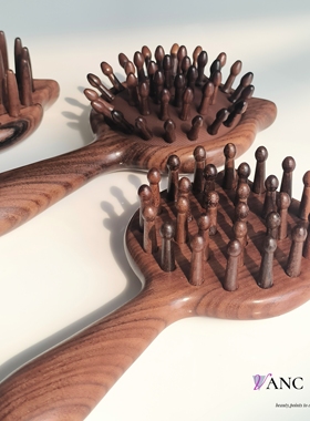 梵可Vanc小猫咪天然檀木梳子  便携按摩梳经络梳家用刮痧头疗养发