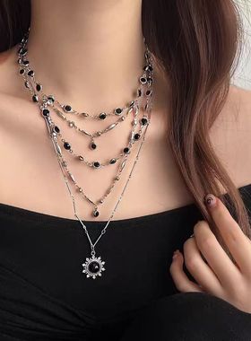 精致轻奢百搭高级感轻奢多层叠戴女王太阳花项链