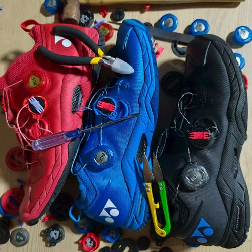 专业维修羽毛球鞋旋纽扣鞋带更换