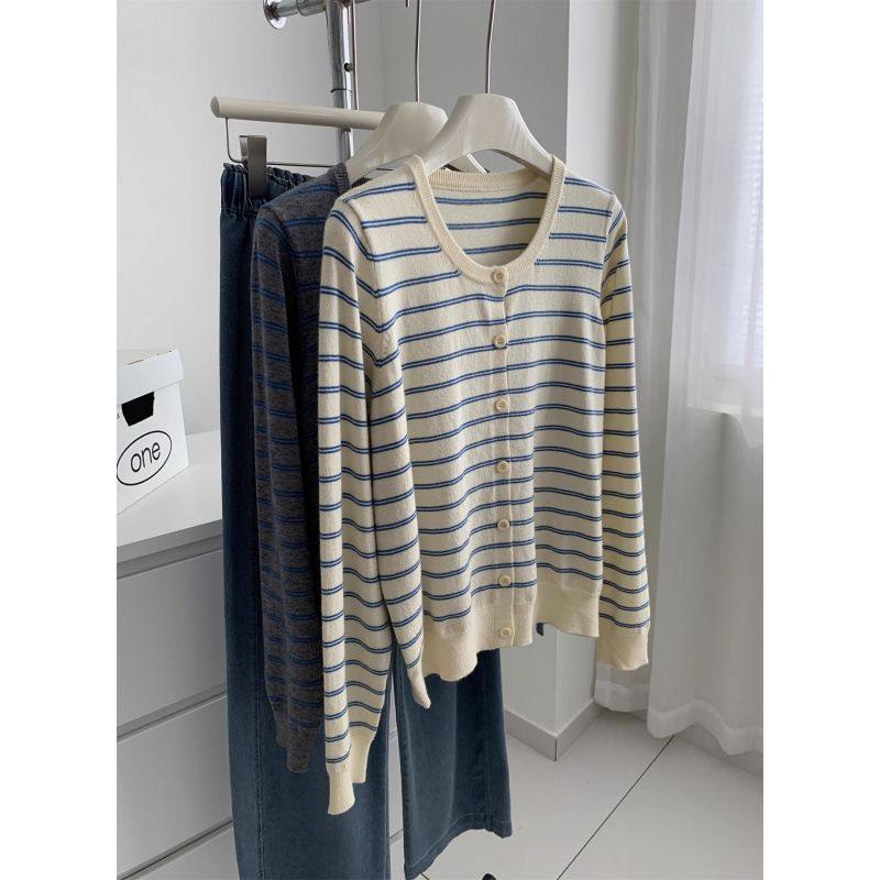 亲肤绒复古圆领撞色条纹开衫简约百搭单排扣针织衫2025秋冬毛衣女,女装/女士精品,羊绒衫,淘宝优惠券,粉丝福利购,淘宝优惠卷