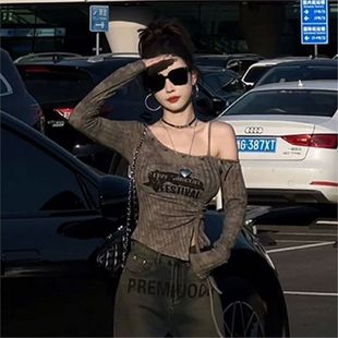 韩系风女装女生早秋不规则修身露肩长袖甜辣妹斜领吊带设计短款上