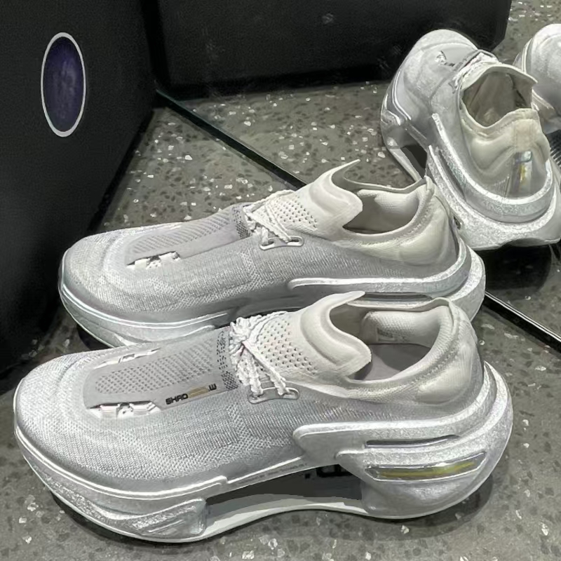 运动跑鞋绝影3.0 跑鞋时尚防滑高颜值男女同款防滑增高运动休闲鞋