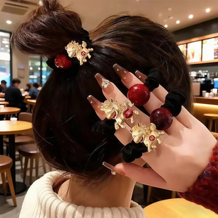马年发圈黑红撞色大肠圈带金小马福乐财装饰本命年高马尾头绳女