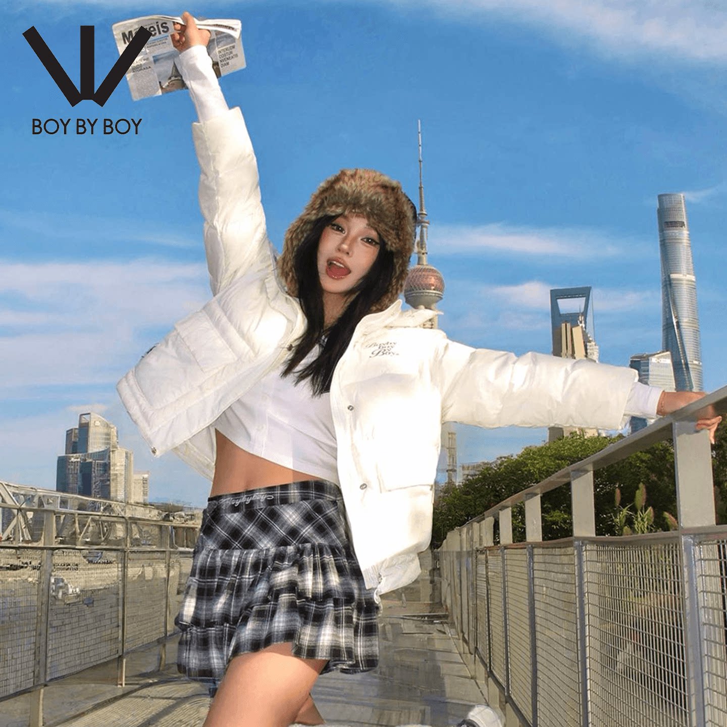 BOY BY BOY秋冬新款连帽羽绒服外套黑白百搭休闲字母印花女上衣