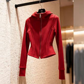 琥珀夕阳 红色立领连帽拉链上衣女秋冬2026超火减龄修身 收腰外套
