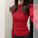 半拉链修身 舒适绒感 红色连帽德绒内搭打底显白气色新年女装 上衣