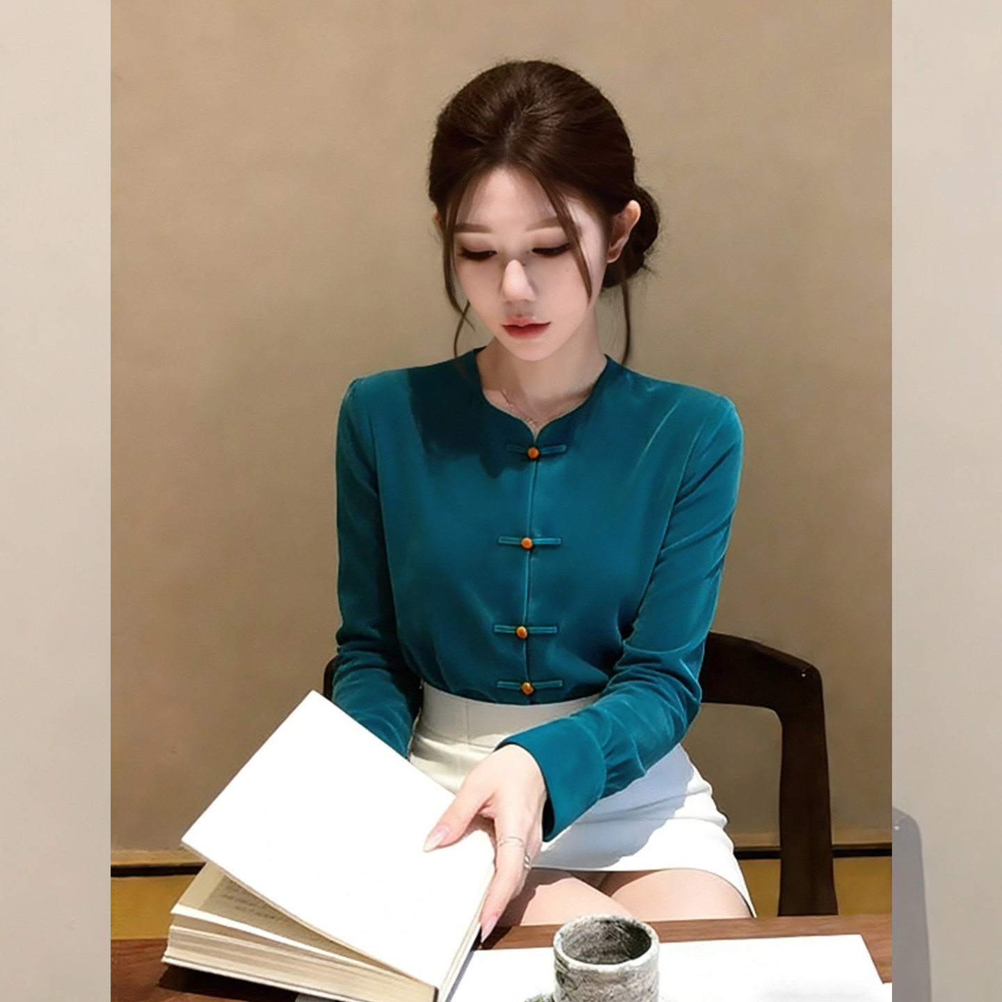 青蓝国风~新中式孔雀蓝盘扣丝绒上衣女修身长袖秋冬漂亮内搭衬衫,女装/女士精品,大码内搭,淘宝优惠券,粉丝福利购,淘宝优惠卷