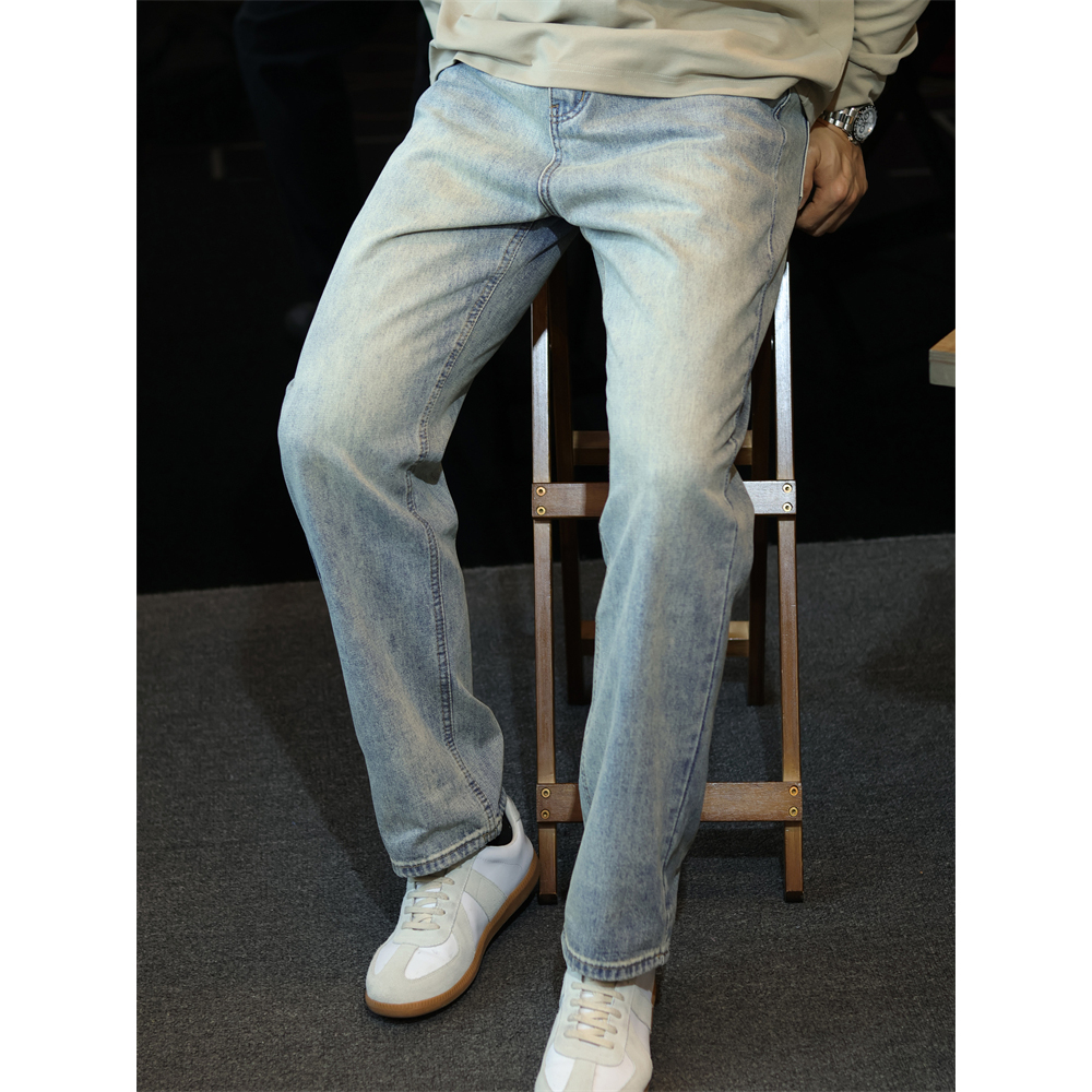 水洗做旧复古美式工装厚牛仔裤男