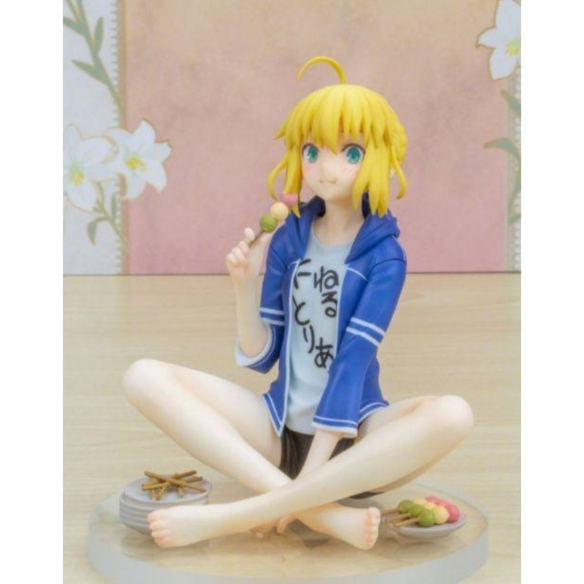 源模居GK 1/8树脂模型 WF2018夏,盘坐吃团子 手办白模 1139C